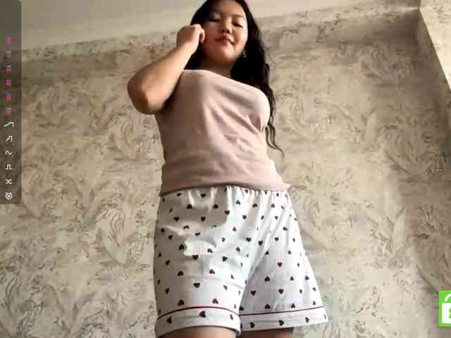 MagdalenaAlouf webcam