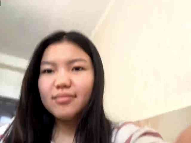 MagdalenaAlouf webcam