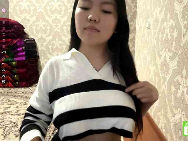 MagdalenaAlouf webcam