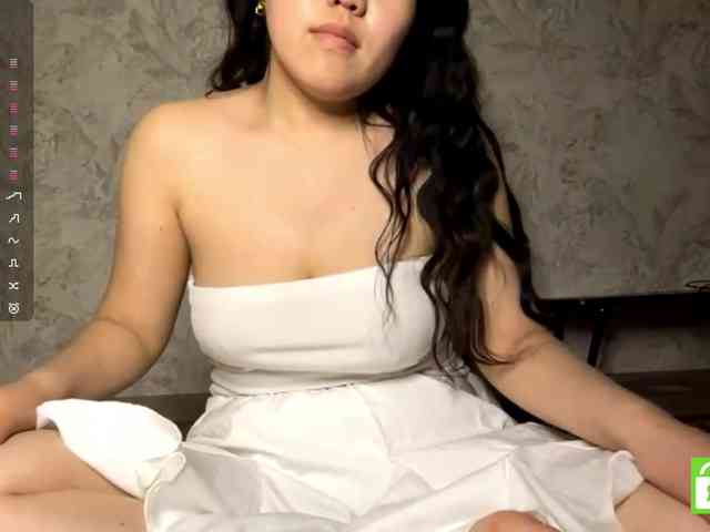 MagdalenaAlouf webcam