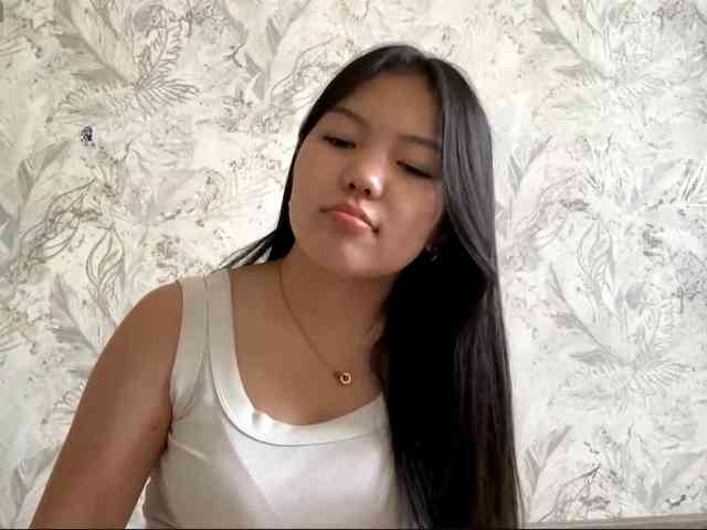 MagdalenaAlouf webcam