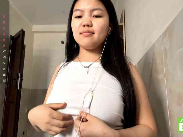 MagdalenaAlouf webcam