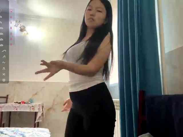 MagdalenaAlouf webcam