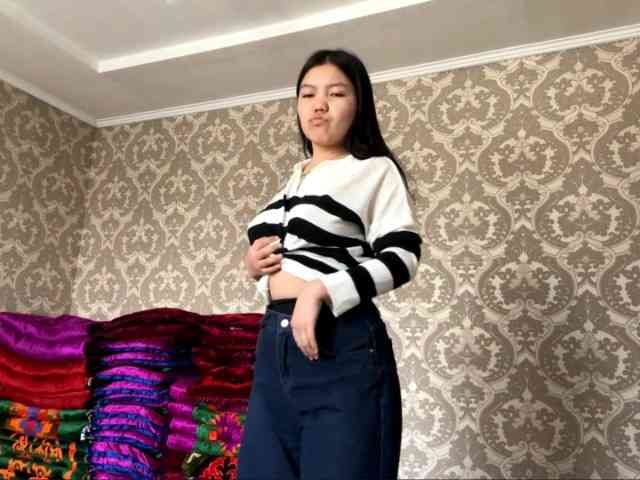 MagdalenaAlouf webcam