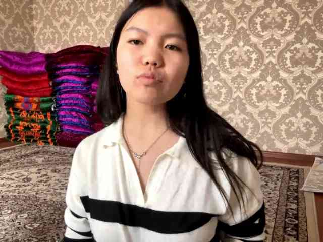 MagdalenaAlouf webcam