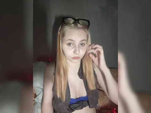 Anastasia-001 webcam