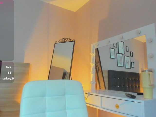 vickysquirtz's BongaCams show and profile