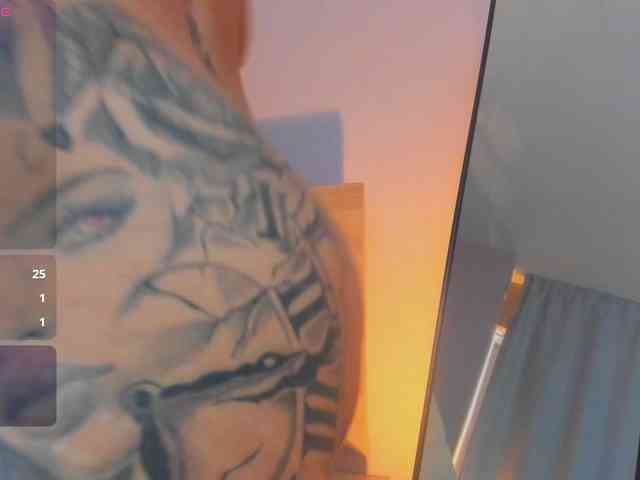 vickysquirtz webcam