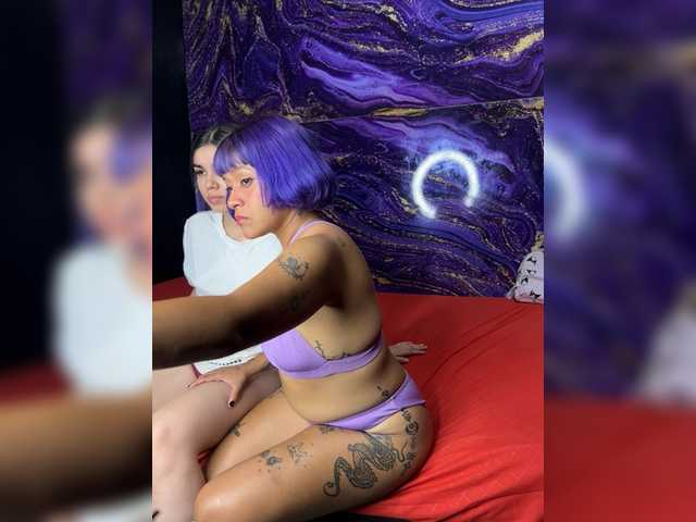 DirtyLadys69 webcam stream