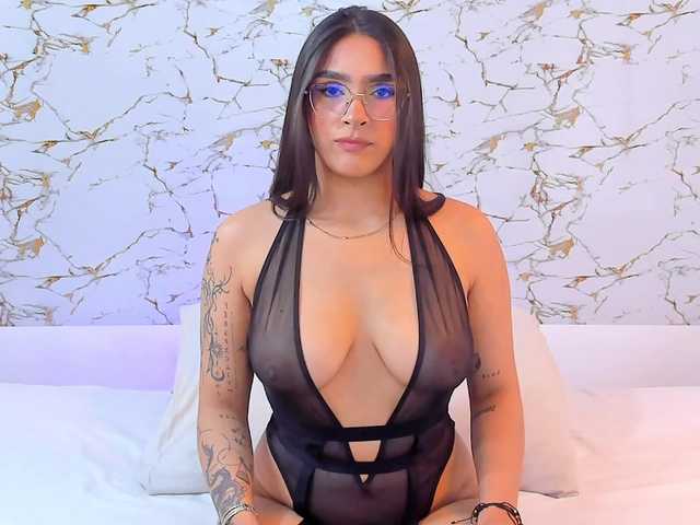 AnaBustamante's BongaCams show and profile