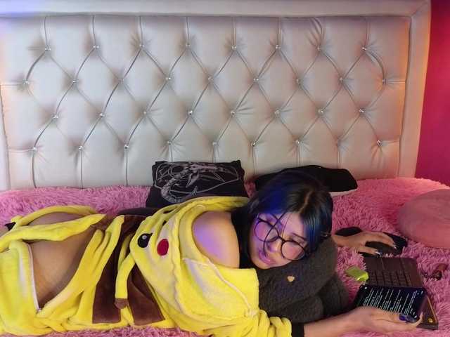 ElyCandyCurse's BongaCams show and profile