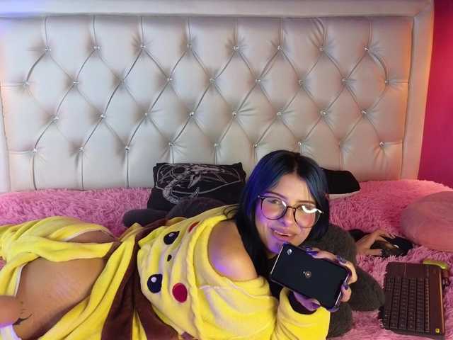 ElyCandyCurse's BongaCams show and profile