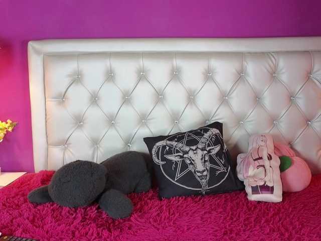 ElyCandyCurse's BongaCams show and profile