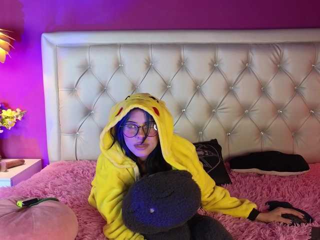 ElyCandyCurse's BongaCams show and profile