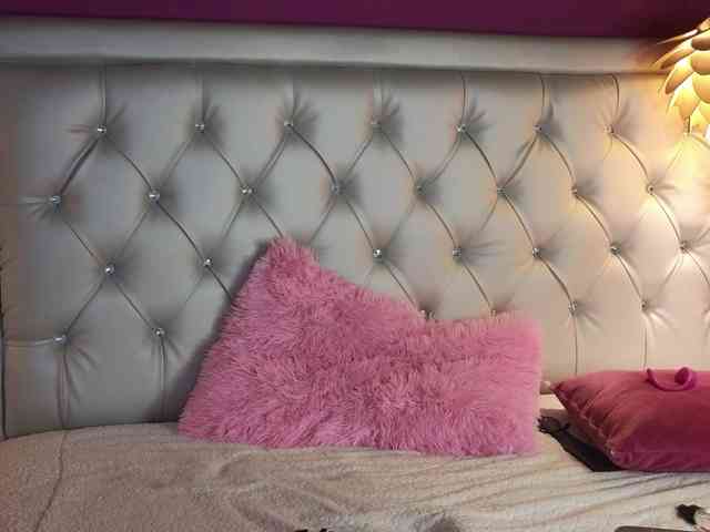 ElyCandyCurse webcam