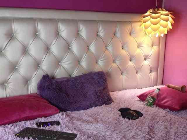 ElyCandyCurse webcam