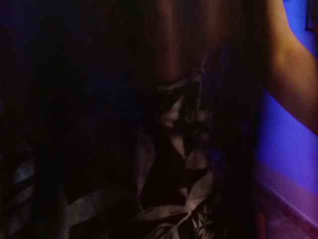 Diana-the-giant webcam