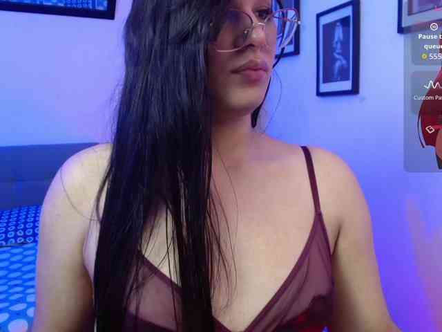 Diana-the-giant webcam