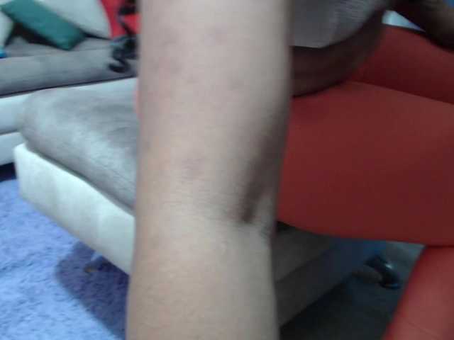 23velvet's BongaCams show and profile