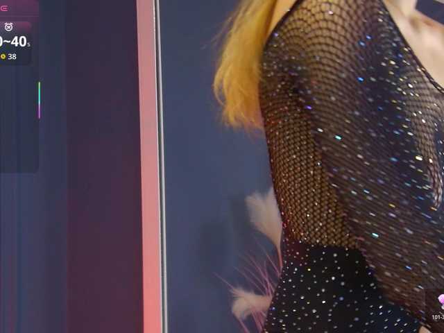 SerenaWatson's BongaCams show and profile