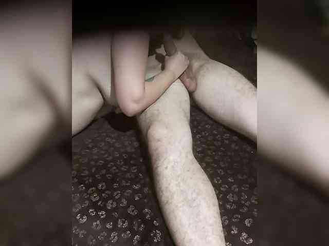 Karamelka3232 webcam