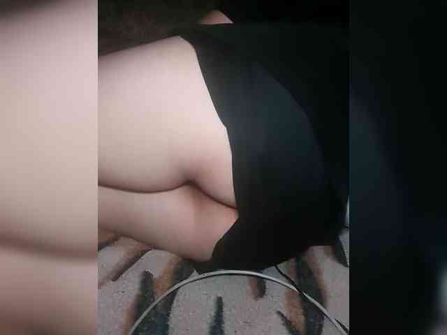 Karamelka3232 webcam