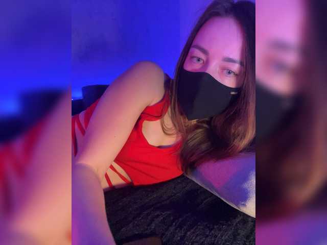 Veneralove777's BongaCams show and profile