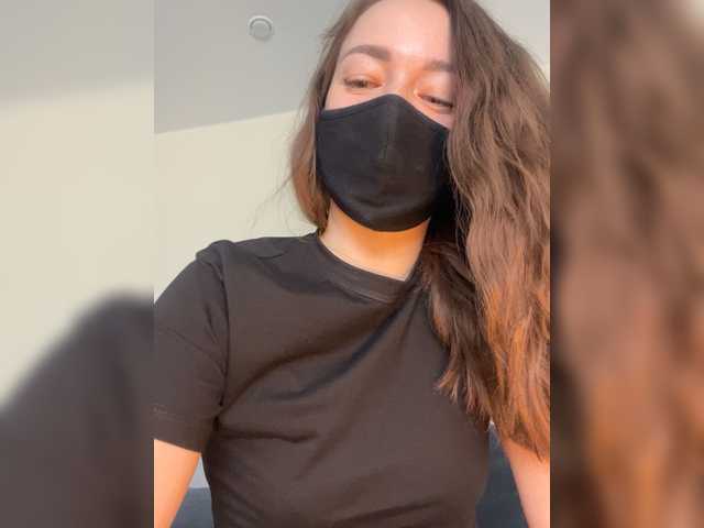 Veneralove777's BongaCams show and profile