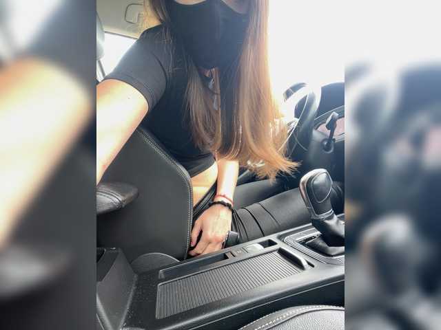 Veneralove777's BongaCams show and profile