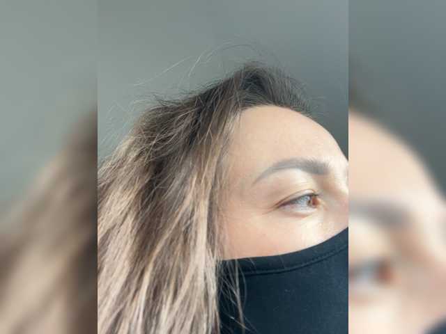 Veneralove777's BongaCams show and profile