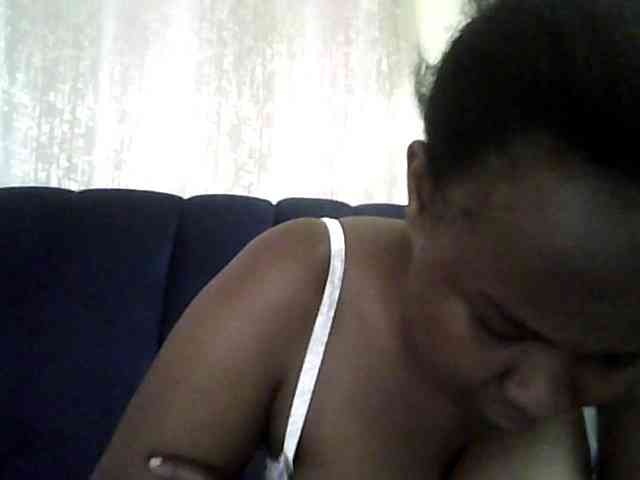 Mamacita22 Live Webcam on BongaCams