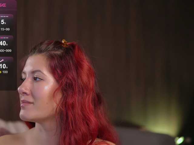 EvaMo0n's BongaCams show and profile