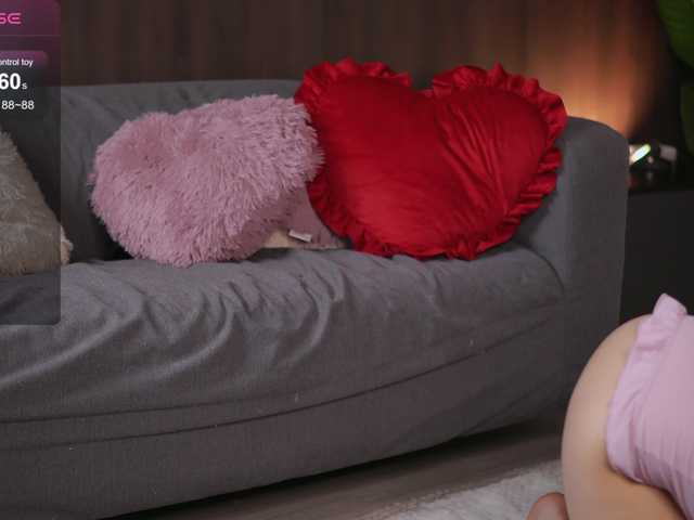 EvaMo0n's BongaCams show and profile