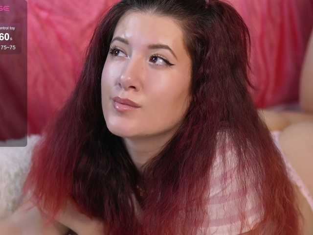 EvaMo0n's BongaCams show and profile