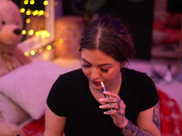 AkaliLuna's BongaCams show and profile