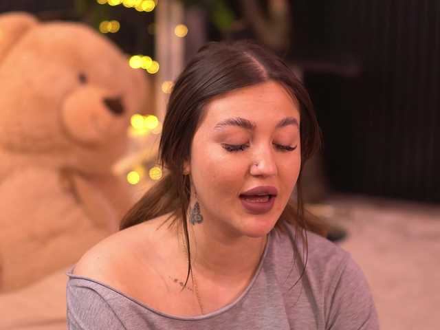 AkaliLuna's BongaCams show and profile