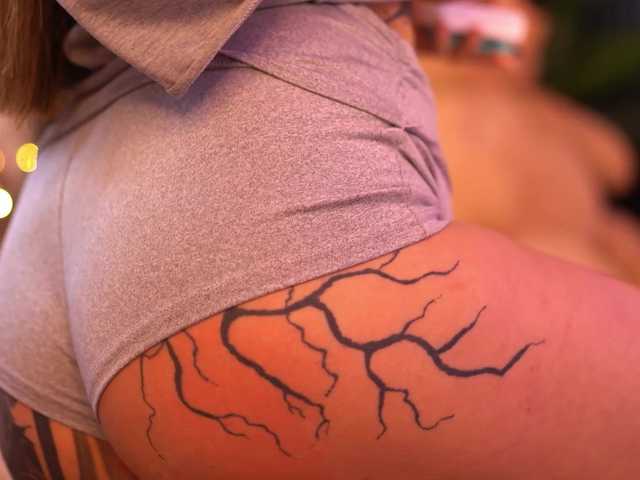 AkaliLuna's BongaCams show and profile