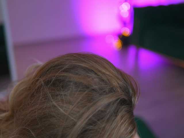 NayaQuinn's BongaCams show and profile