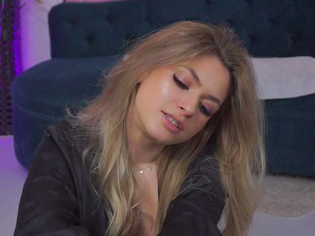 NayaQuinn — GOAL [Creammy Orgasm] I'm Naya :)i m new here soo u are welcome on my stream! #teen #shy #braces #blonde 