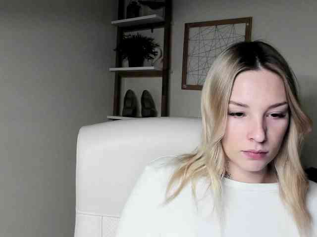 AngelaLux Live Webcam on BongaCams