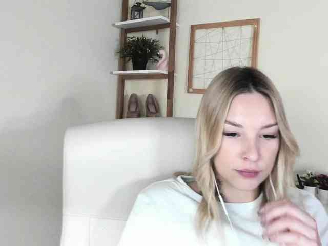 AngelaLux Live Webcam on BongaCams