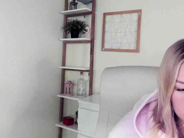 AngelaLux Live Webcam on BongaCams