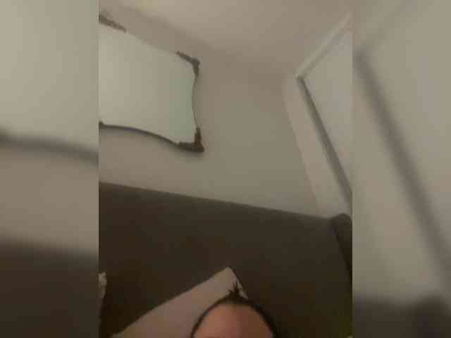 Kiarakisses1111111 webcam