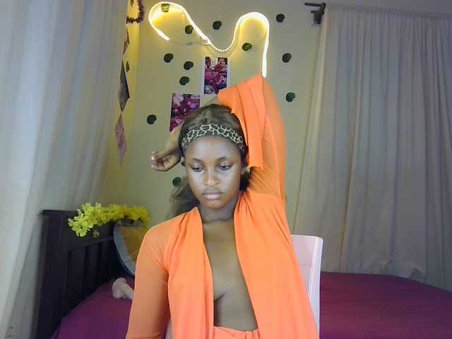 Ambrosiana's BongaCams show and profile