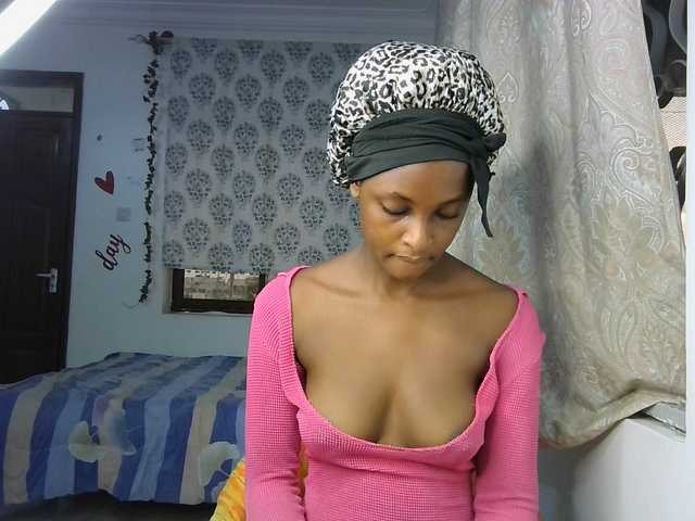 Ambrosiana's BongaCams show and profile