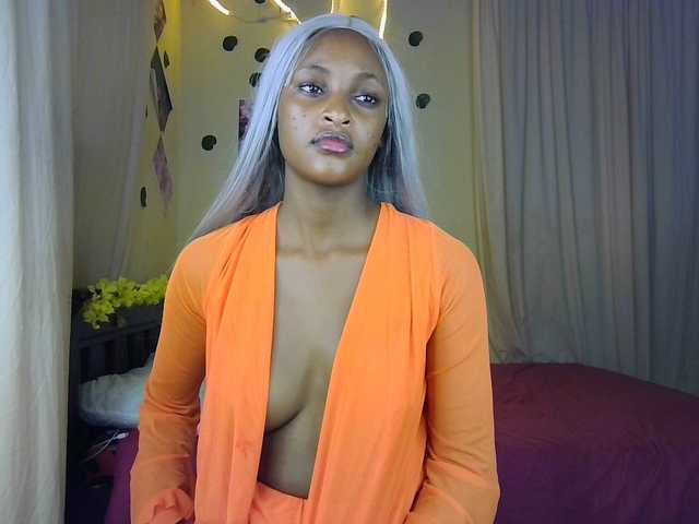 Ambrosiana's BongaCams show and profile