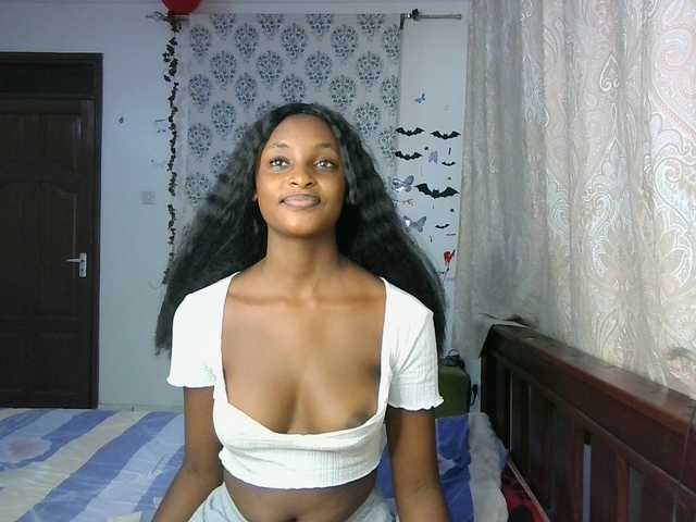 Ambrosiana's BongaCams show and profile