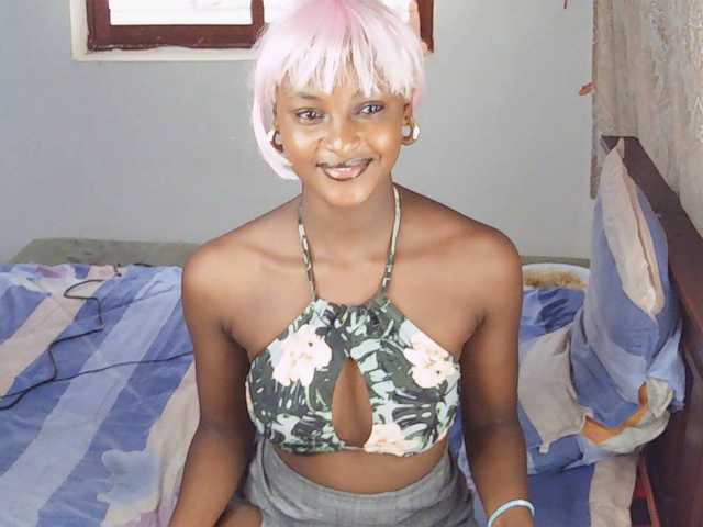 Ambrosiana's BongaCams show and profile