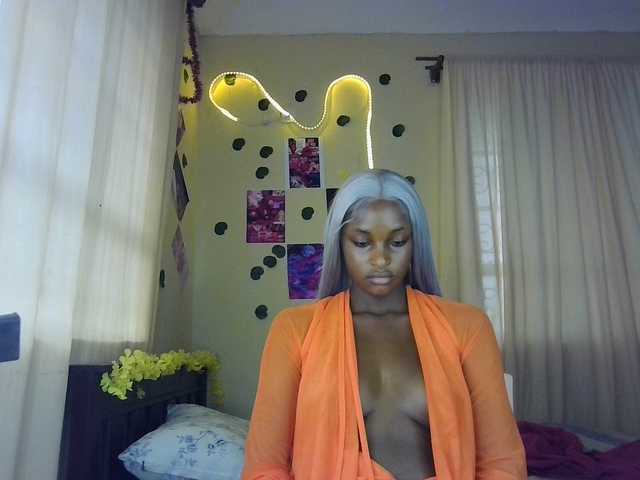 Ambrosiana's BongaCams show and profile