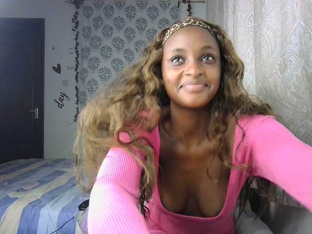 Ambrosiana's BongaCams show and profile